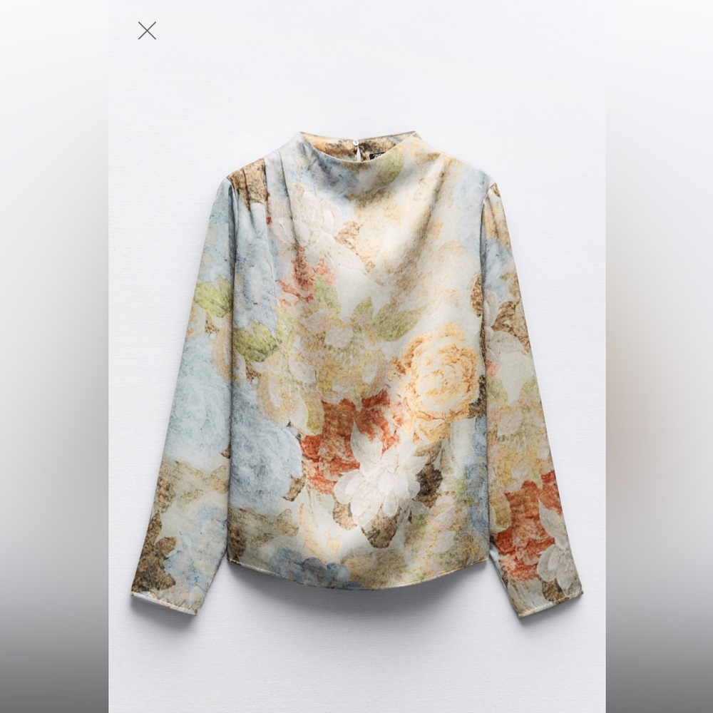 FLORAL PRINT TOP - Brand new with Tags! Size XS